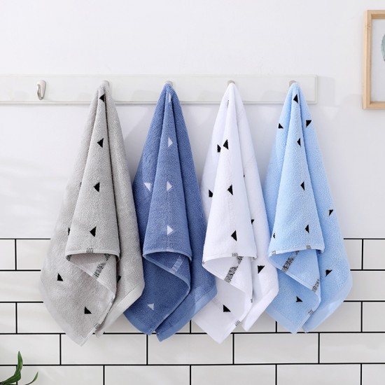 Factory direct sale of pure cotton face towels. Soft, solid-colored, cotton, thickened adult towels with logos for wholesale gifts.