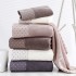 Factory direct sale of 32-strand polka dot wide forged adult bath towels, 70*140, eco-friendly and skin-friendly for hotels.