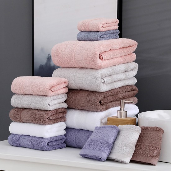Pure cotton hotel and household towels, solid color, off-cut bath towels, gift sets of three, absorbent square towels for home use. Pure cotton hotel and household towels, solid color, off-cut bath towels, gift sets of three, absorbent square towels for home use.
