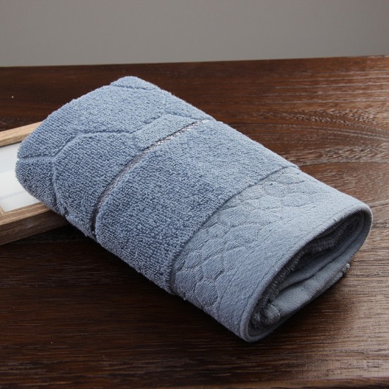 Factory wholesale thickened 100% cotton face washcloths, soft and absorbent, solid color, household gift towels with logo embroidery