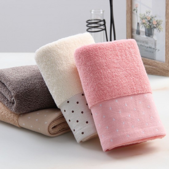Factory direct sale of pure cotton face towels, couples' face wipes, customizable, soft and absorbent for adult face wash towels.
