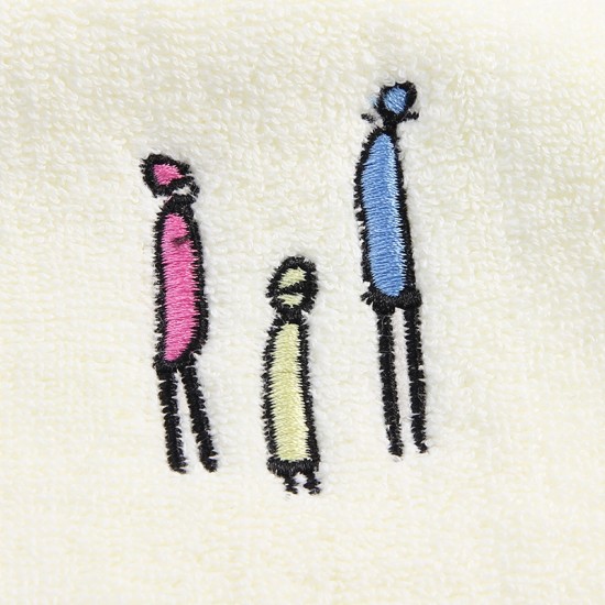 Family cartoon embroidered children's towels, pure cotton bibs, baby face wash towels, cute cartoons available.