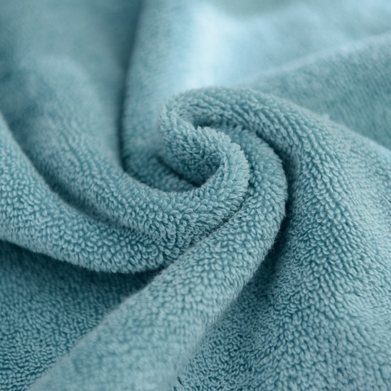 Factory-made direct striped, solid-colored, cotton adult face towels with logos for wholesale gifts.