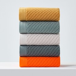 Three Sons 32-strand solid cotton towels, soft and absorbent, thickened for adult face wash towels, wholesale.