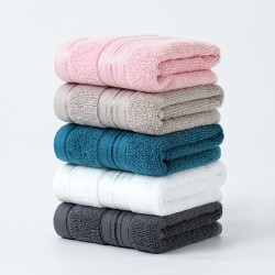 Plain pure cotton household baby face, hand, and mouth towels, high-quality cotton absorbent table and car wipes. Plain pure cotton household baby face, hand, and mouth towels, high-quality cotton absorbent table and car wipes.