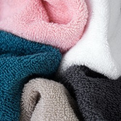 Plain, thickened, solid cotton towels, individually packaged, absorbent, and adult face towels, wholesale. Plain, thickened, solid cotton towels, individually packaged, absorbent, and adult face towels, wholesale.