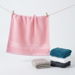 Plain pure cotton household baby face, hand, and mouth towels, high-quality cotton absorbent table and car wipes. Plain pure cotton household baby face, hand, and mouth towels, high-quality cotton absorbent table and car wipes.