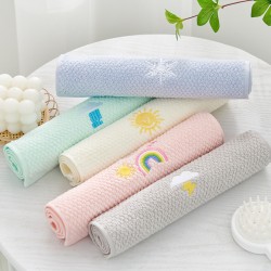 Two-pack of pure cotton towels, cute and absorbent, embroidered face towels for internet celebrities, lint-free wholesale for babies and children.