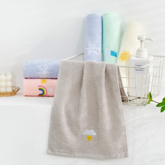 Two-pack of pure cotton towels, cute and absorbent, embroidered face towels for internet celebrities, lint-free wholesale for babies and children. Two-pack of pure cotton towels, cute and absorbent, embroidered face towels for internet celebrities, lint-free wholesale for babies and children.