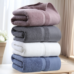 Factory-direct, thickened, long-staple cotton, white bath towels for five-star hotels, custom-made with logos.