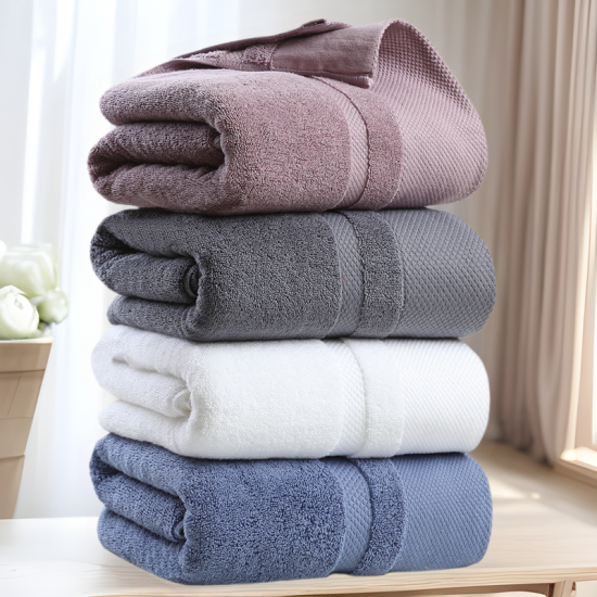 Factory-direct, thickened, long-staple cotton, white bath towels for five-star hotels, custom-made with logos.