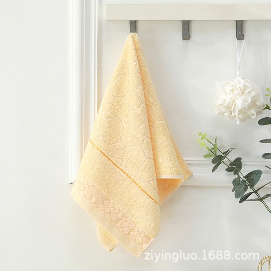 Xinjiang long-staple combed cotton towels, thick, absorbent, and solid-colored, for adults, wholesale, eco-friendly, and off-stock hotel gifts. Xinjiang long-staple combed cotton towels, thick, absorbent, and solid-colored, for adults, wholesale, eco-friendly, and off-stock hotel gifts.