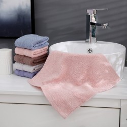 Thick, absorbent, and soft, small square cotton hand towels for hotel hand towels, wholesale with embroidered logos. Thick, absorbent, and soft, small square cotton hand towels for hotel hand towels, wholesale with embroidered logos.